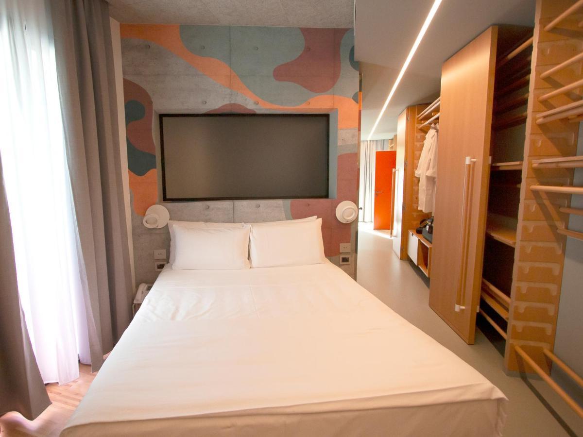 Demo Hotel Design Emotion Rímini Exterior foto