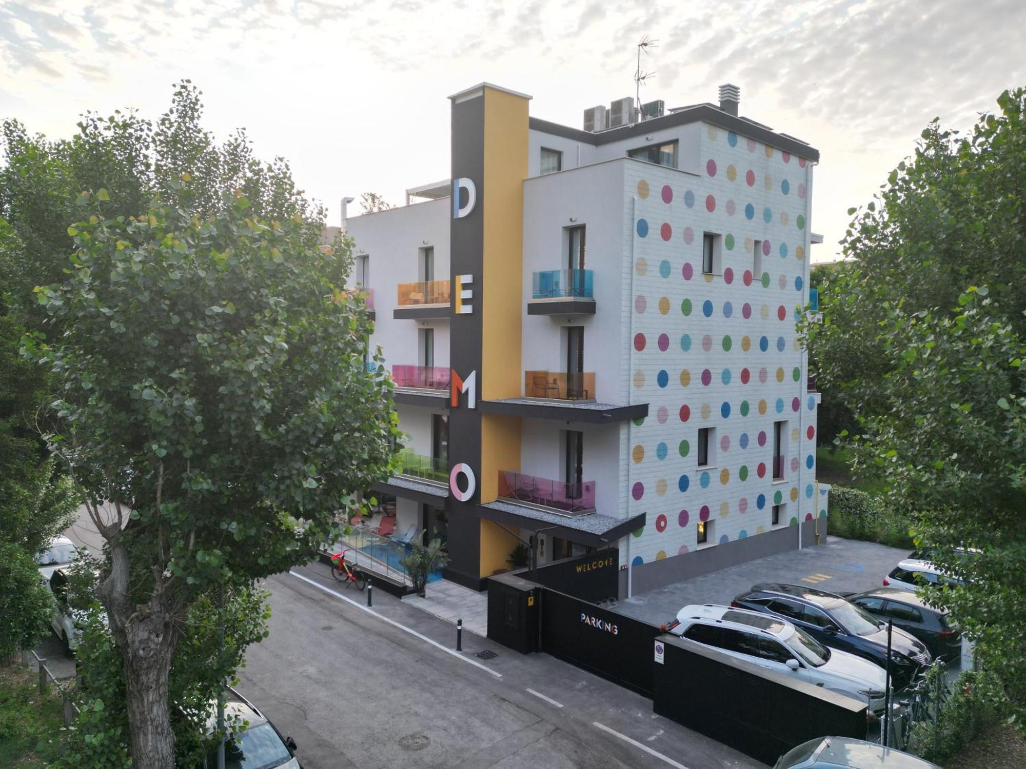 Demo Hotel Design Emotion Rímini Exterior foto