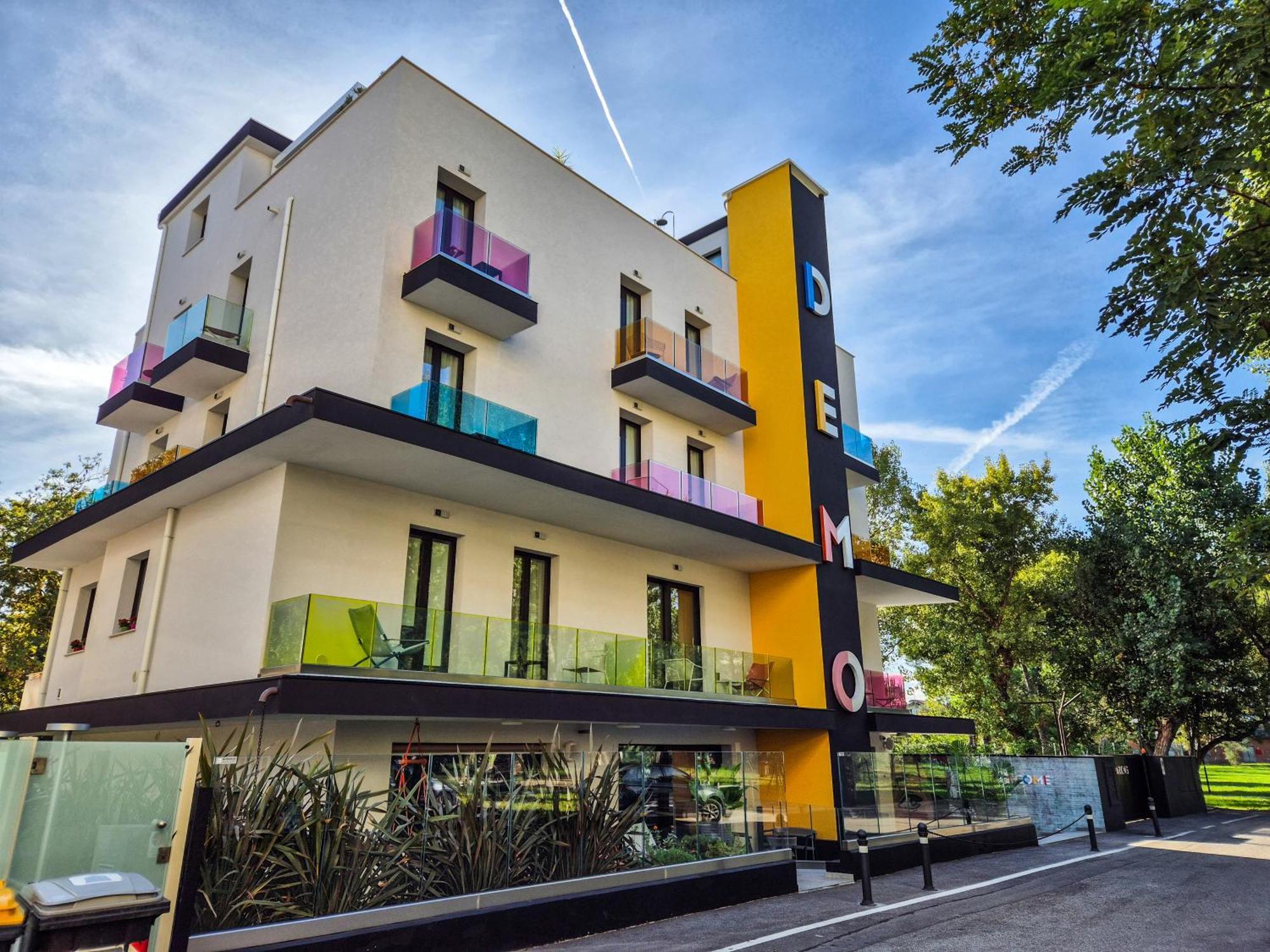 Demo Hotel Design Emotion Rímini Exterior foto